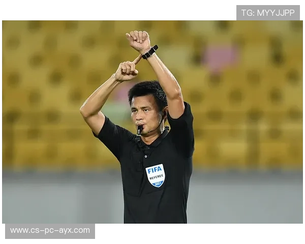 上海海港莱昂纳多高速带球直塞：速度之翼点亮城市夜空