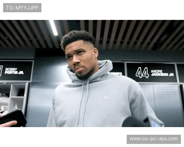 字母哥参与社区歌唱晚会，被发现隐藏歌喉